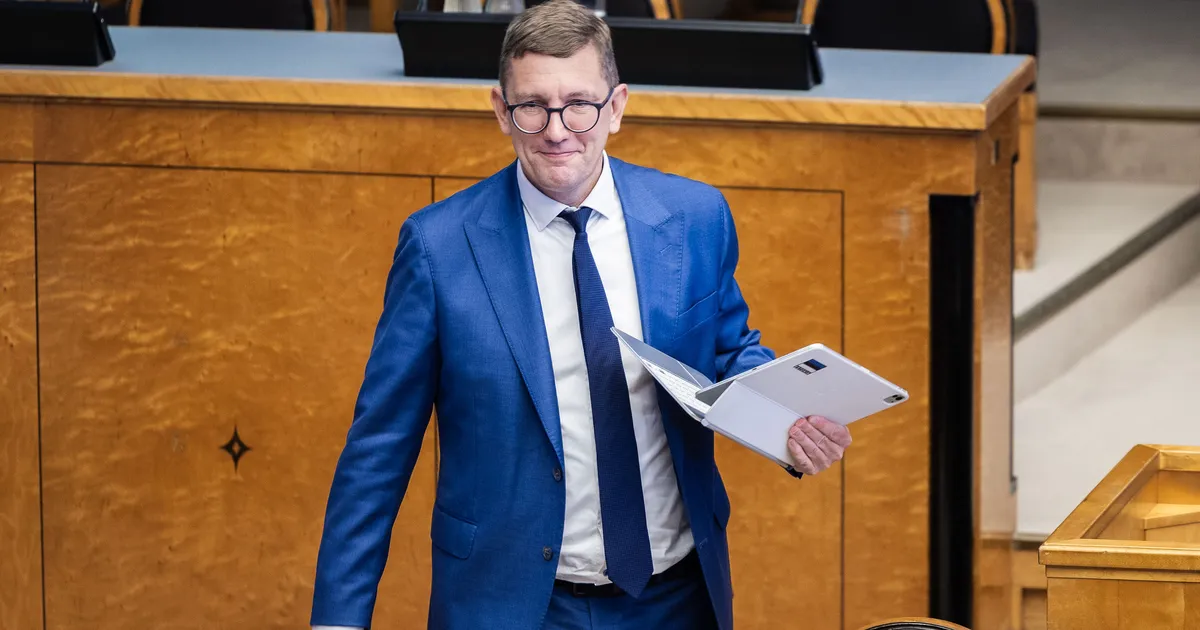 OTSEPILT ⟩ Riigikogu infotunnis vastavad saadikute küsimustele Michal, Sutt ja Pevkur