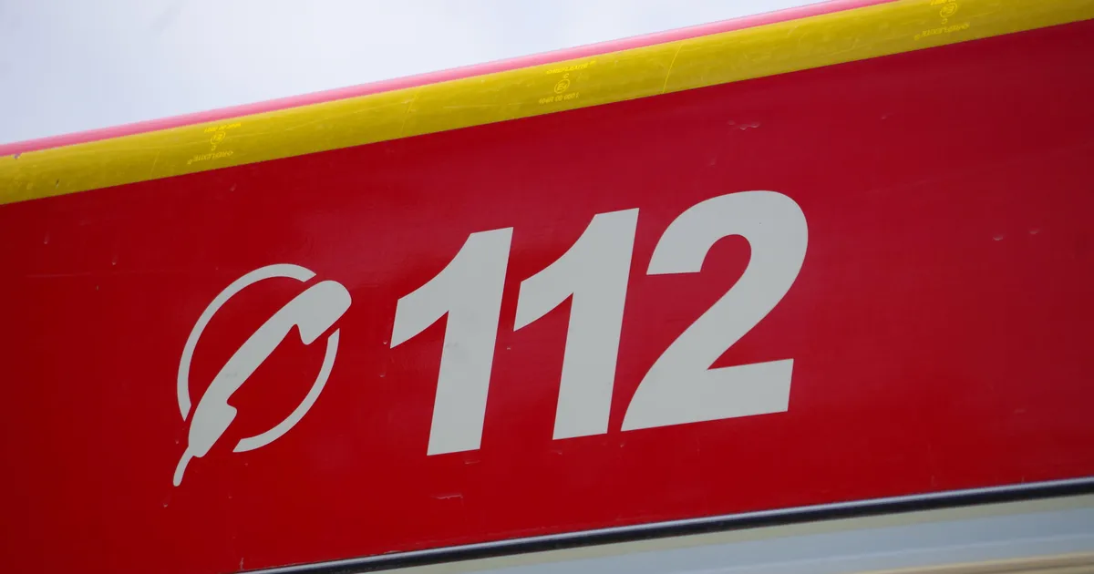 FOTOD ⟩ Õismäe kortermaja täitus suitsuga, päästjad tõid hoonest välja ühe kannatanu