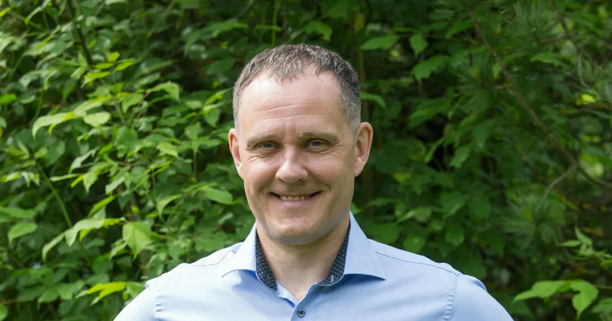 Endine Eesti koondislane pürgib ka poliitikas kõrgele: vallavanem sa võid olla, aga inimene pead olema