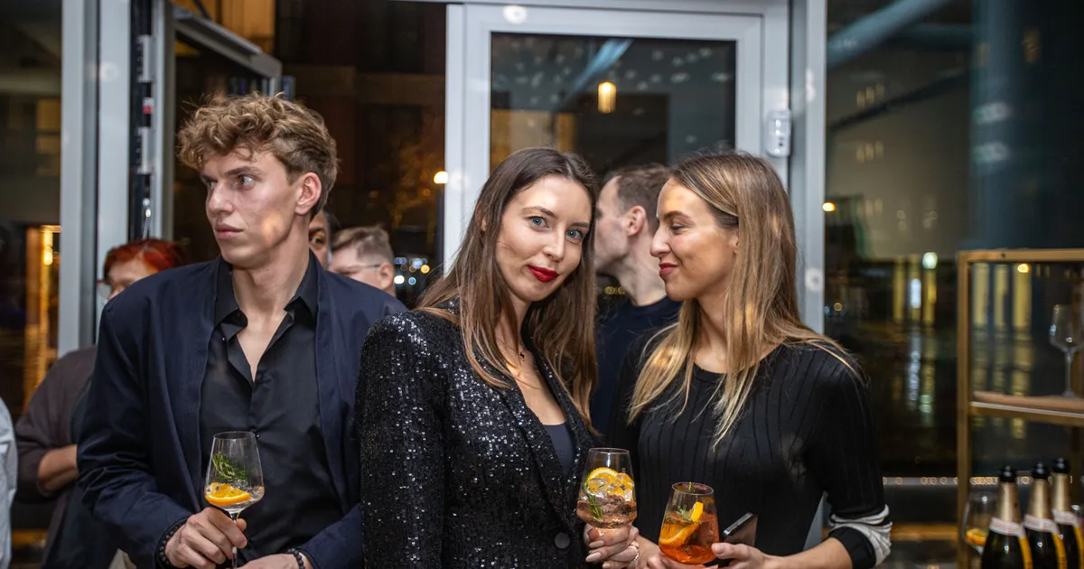 PILDIGALERII ⟩ Mart Sander avas Noblessneris Itaalia hõngulise maalinäituse: soovisin jäädvustada valguse kordumatuid hetki