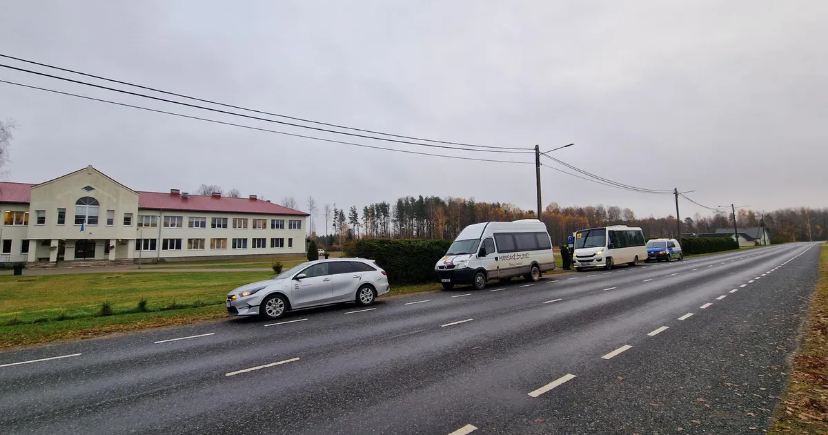 Transpordiamet ja politsei kontrollisid Jõgeva- ja Tartumaa koolibusse, leidus mitmeid probleeme