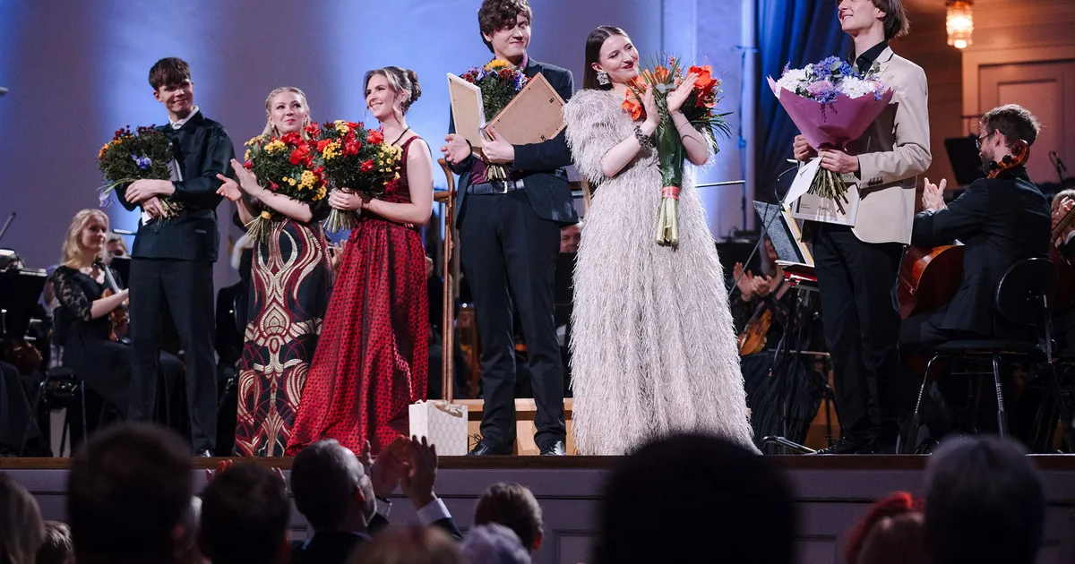 2XGALERII ⟩ Klassikatähe võitja: esimese asjana ostan endale...