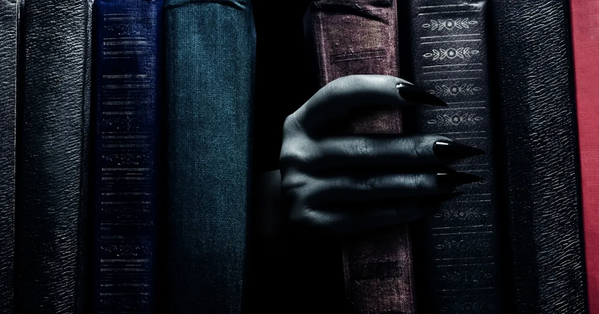 Neli uut õudusromaani pimedateks sügisõhtuteks