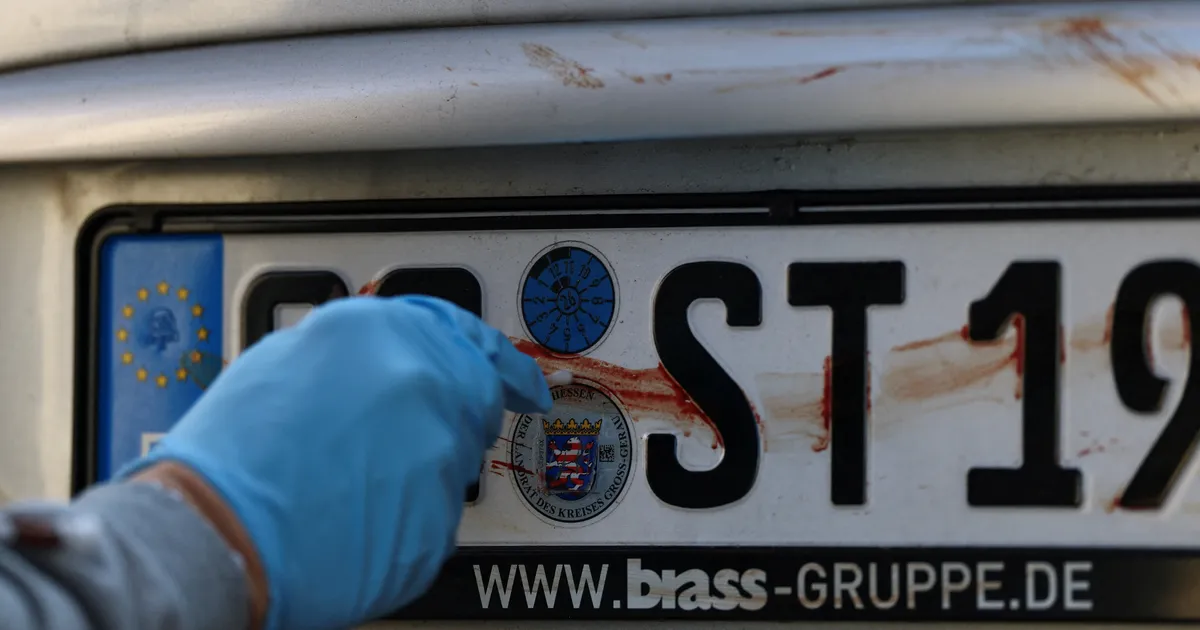 Sakslasi vapustasid inimverega maalitud haakristid