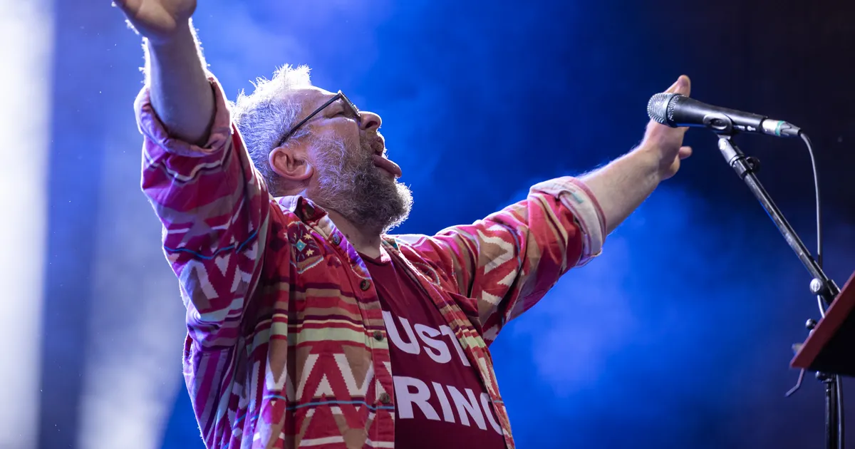 Jumalaga, puberteet! Singer Vinger peab vingeid juubeliplaane