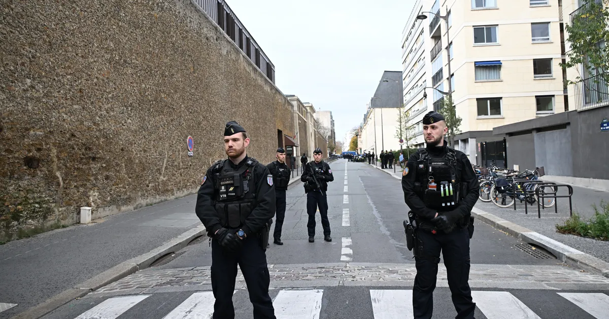 Prantsuse kohus lasi ekspresident Sarkozy vanglast välja