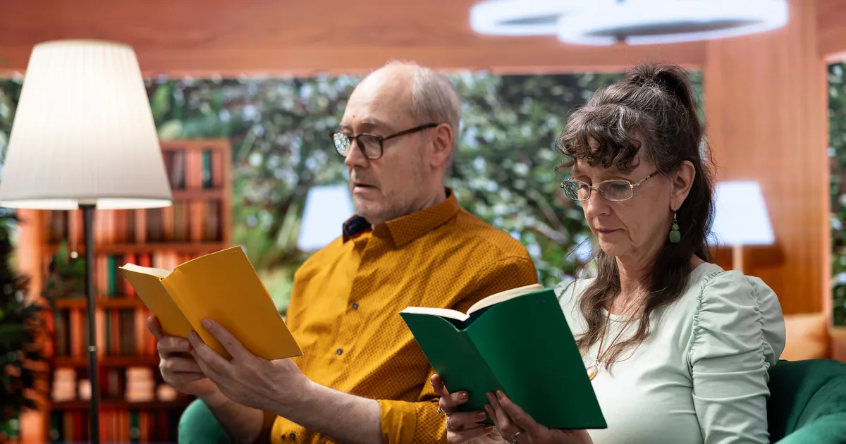 Kaks võluvat romaani, mis haaravad väga erineva maitsega lugejaid