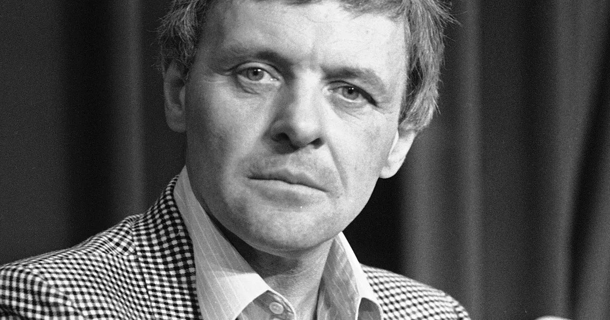 TOBUKESEST STAARIKS ⟩ Eesti keeles ilmus Anthony Hopkinsi valusalt aus autobiograafia