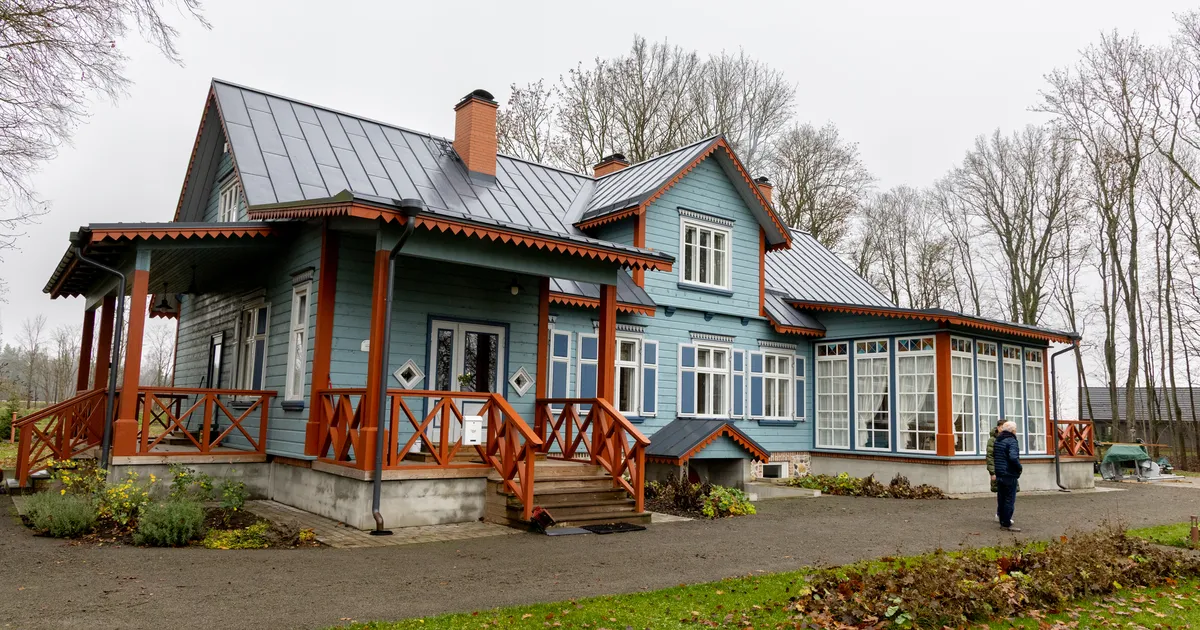 GALERIID ⟩ Ehitusettevõtja taastas laguneva Sikana taluhäärberi ja muutis selle kauniks maakoduks