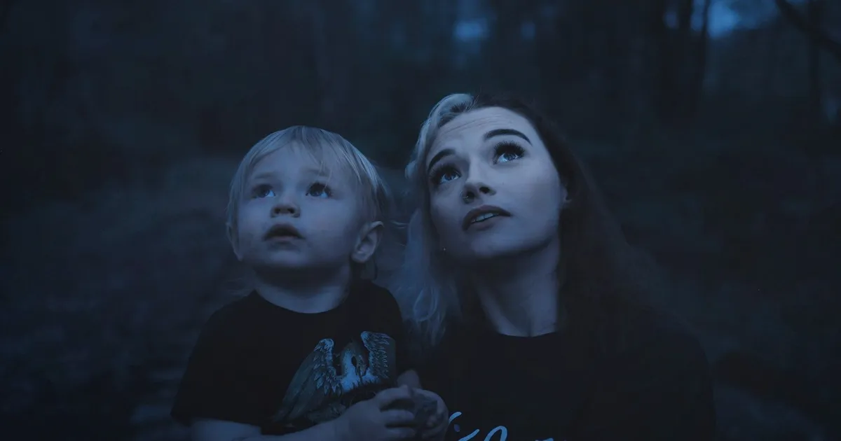 Ralf Sauteri PÖFFi-päevik: kuidas käib elu linnas, kus pole nutitelefone ega wifit?