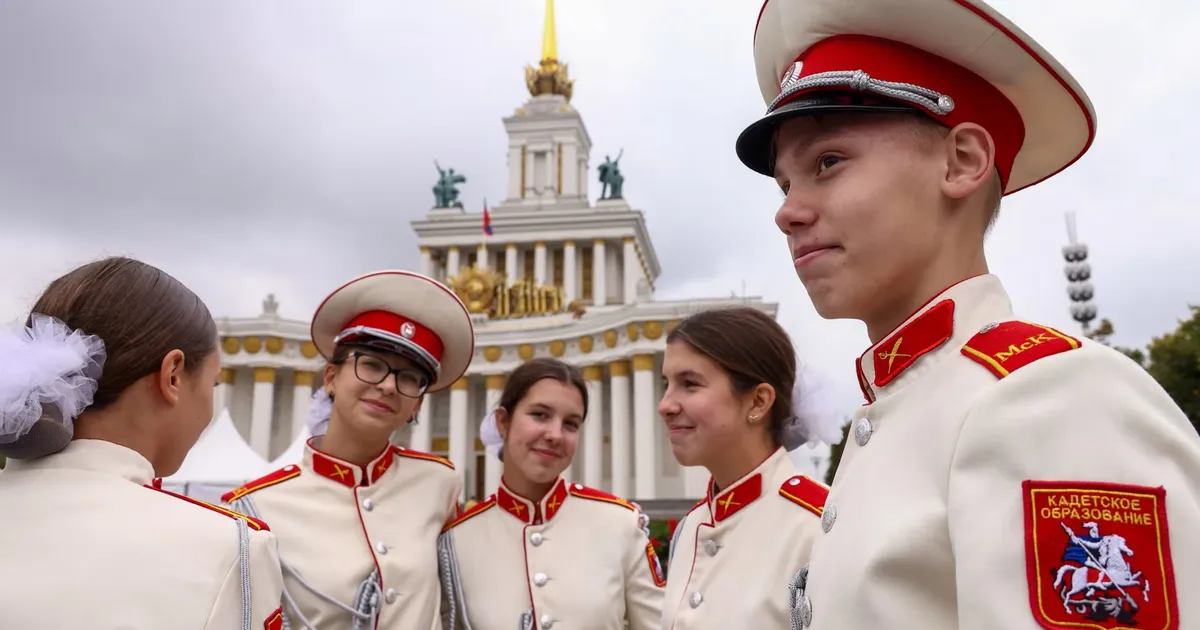 WSJ: Putin pööras kaheksanda klassi sõjalise väljaõppe polügooniks