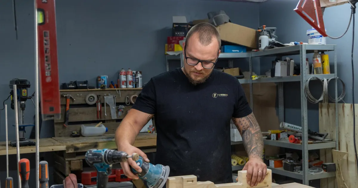 Nominent ⟩ Promilliga puit, mis vallutab sotsiaalmeediat ja kingilaudu