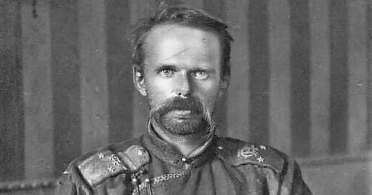 TikTokis lööb laineid Ungru krahvi ja Eestis kasvanud «hullu paruni» järeltulija