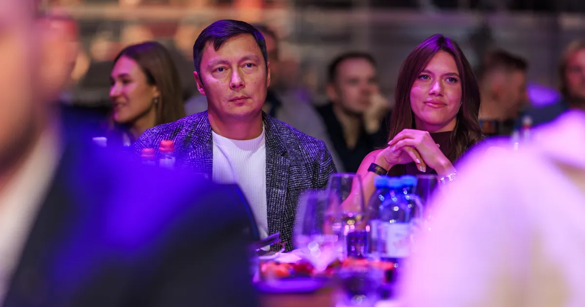 GALERII ⟩ The League X tõi Tondiraba jäähalli rohkelt inimesi ning ka kodumaiseid staare!