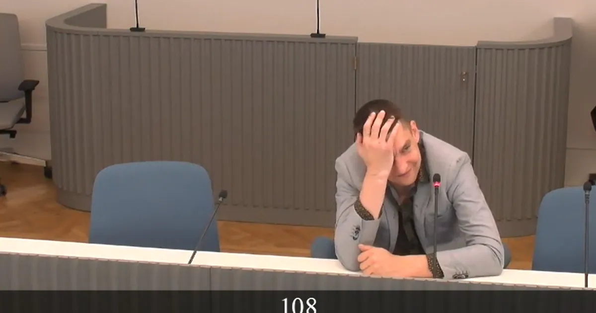 FOTO ⟩ Tiktokker Mikul tuleb üldkasulikku tööd teha: teen kõik asjad ära, ma ei ole reetur!