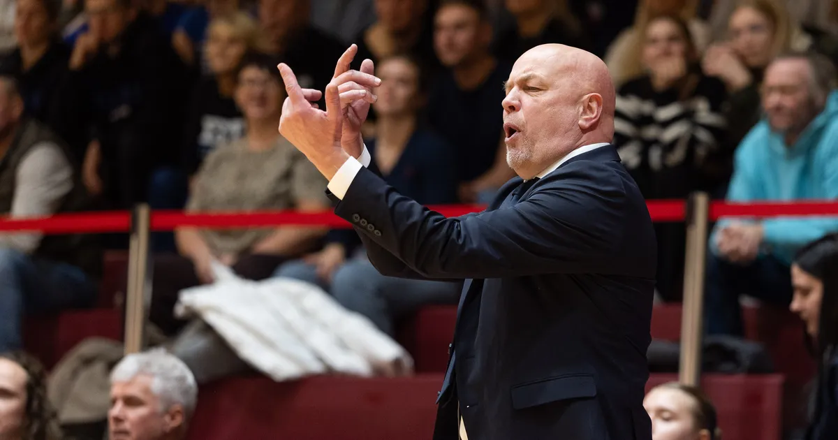 Eesti korvpallitreener teeb Rumeenias karjääri: seal pannakse sporti ikka niimoodi raha, et…