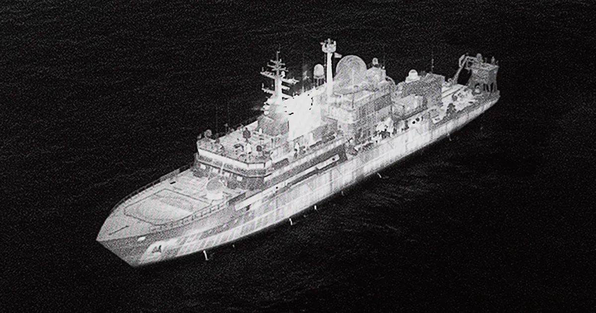 Briti vetes luurav Vene alus sihtis õhujõudude piloote laseriga