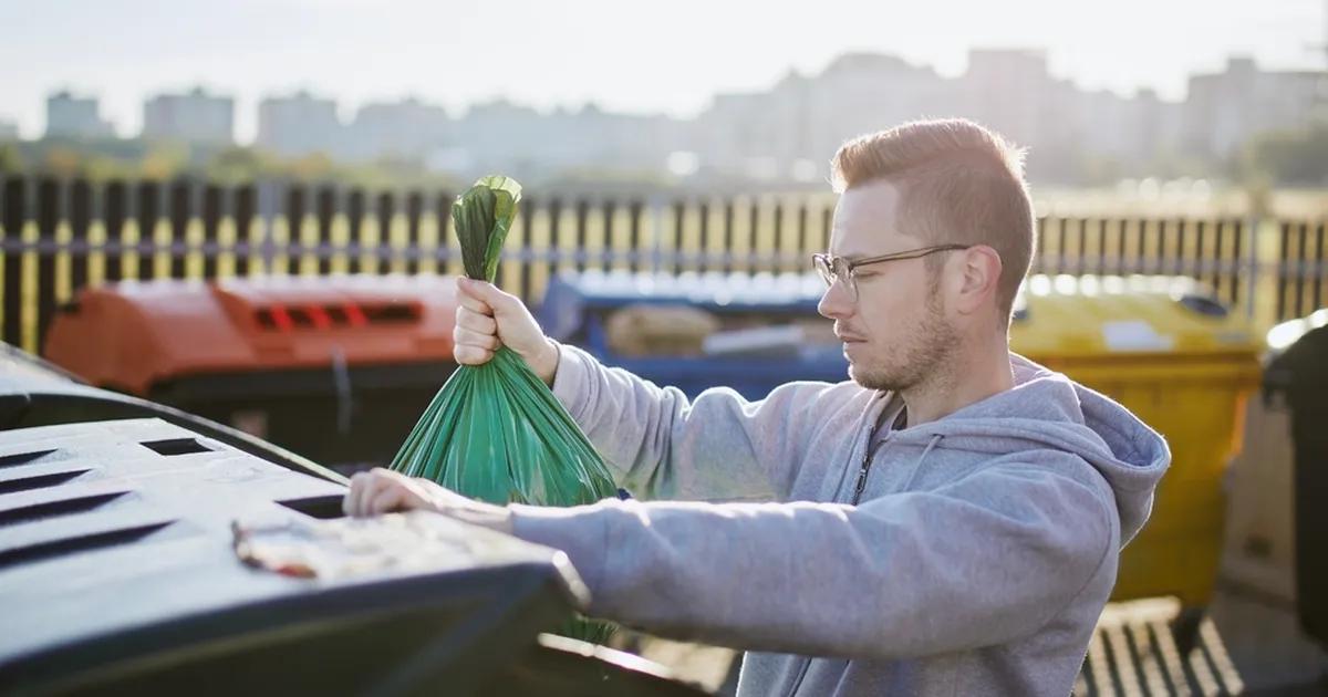 OMA TUBA, OMA LUBA ⟩ Prügi ei ole olemas, selle asemel on...