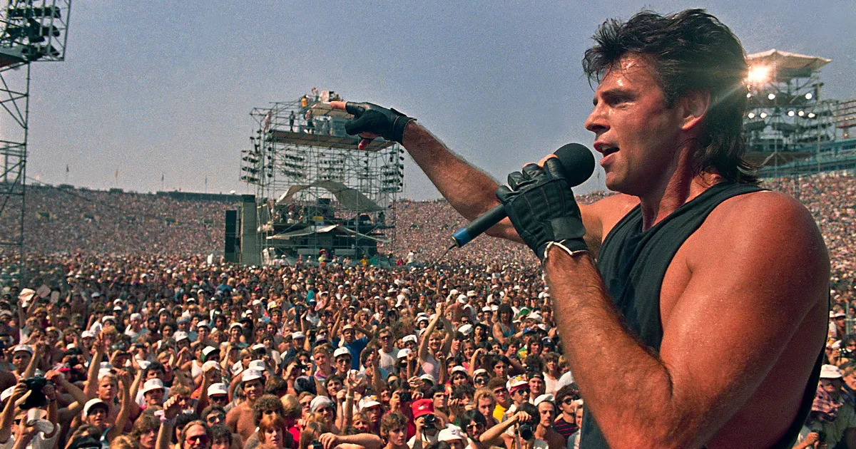 FOTOD ⟩ 76-aastane rokilegend näeb välja kui 40! Loe, mis on tema nooruse saladus