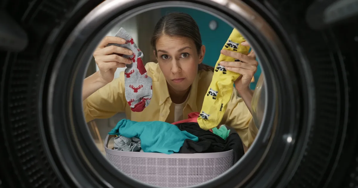 JÄRJEJUTT ⟩ Töö iduettevõttes, mis viib kokku kõik maailma üksikud sokid