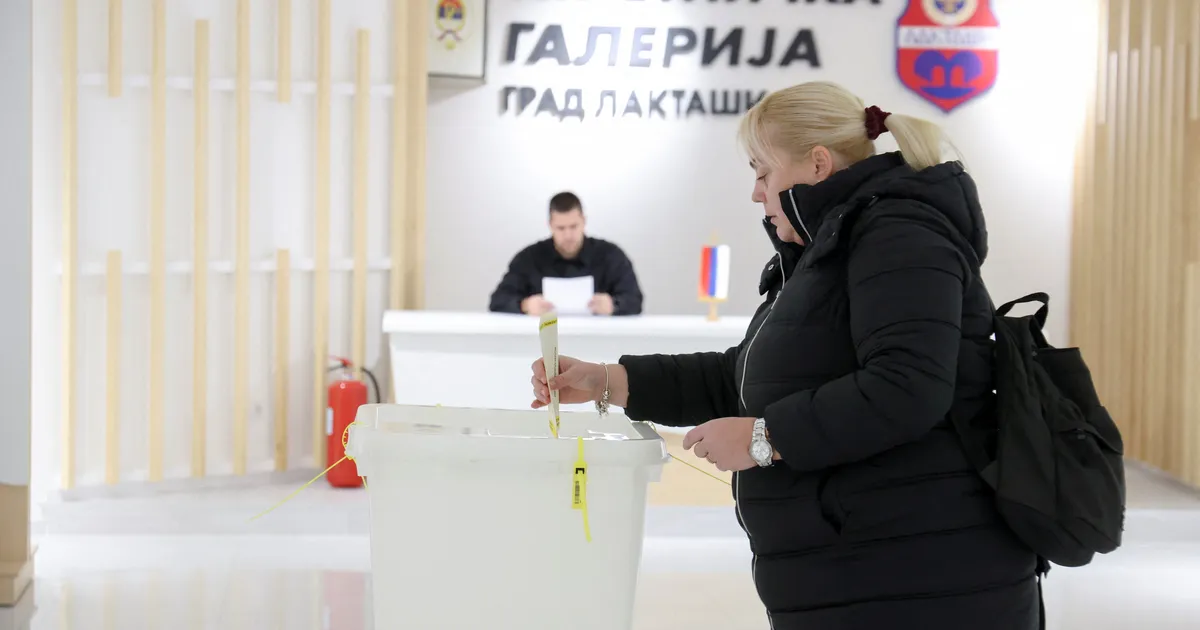 Bosnia serblased valivad ametikeelu saanud liidrile mantlipärija