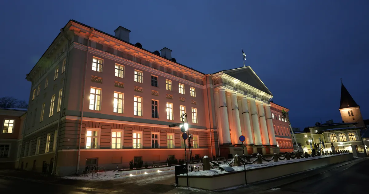 PILDID ⟩ Mõned paigad värvusid naistevastase vägivalla vastu võitlemise päeval oranžiks, kõik sillad aga mitte