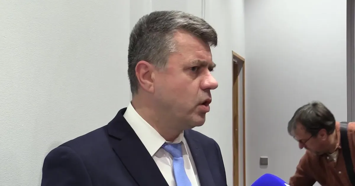 VIDEOINTERVJUU ⟩ Reinsalu kahtlustusest: miks Isamaaga eksperimenti tehakse, on küsimus nendele kokkadele, kes seda suppi keedavad