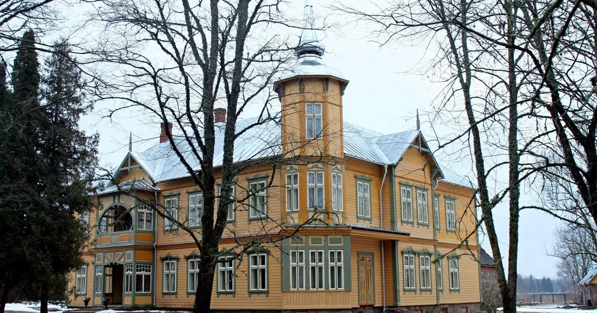 AEGRUUM ⟩ Mulgi linakaupmeeste uhke häärber