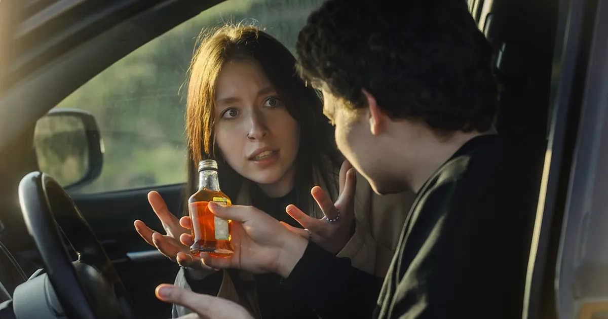 «Kui ta joob, kaob austus!» Naise pihtimus pühadeaegsest õudusstsenaariumist