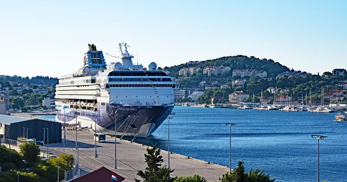 Eakas britt kukkus TUI kruiisilaevalt vette – käimas on ulatuslik mere- ja õhuotsing