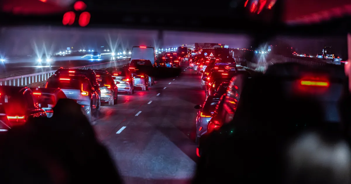 PM POOLAS ⟩ Mitmetunnine ummik aheldas Eesti ujumiskoondise bussi ja jättis EMi eel trennist ilma