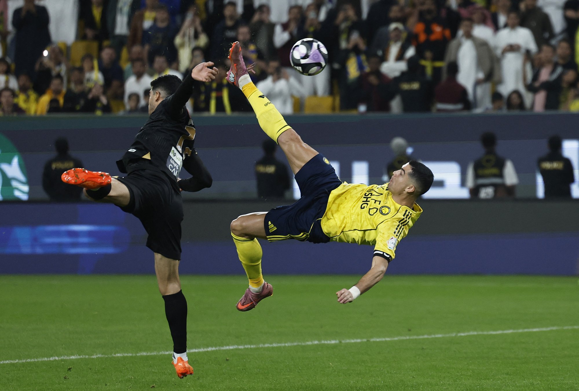 VIDEO | Cristiano Ronaldo lõi Saudi Araabias ühe oma karjääri ilusaima värava