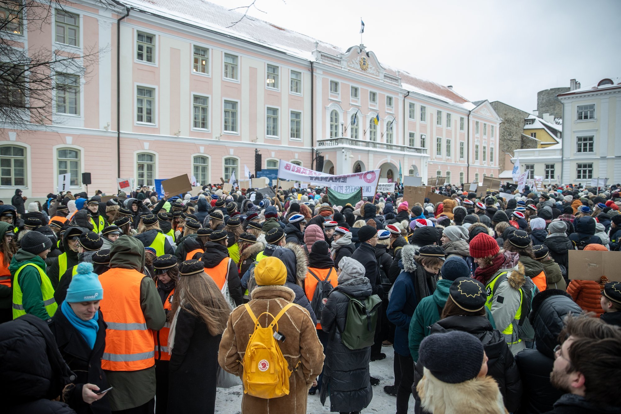 Tallinna haridustöötajate esindajad: ootame linnalt täiendavate vahendite leidmist