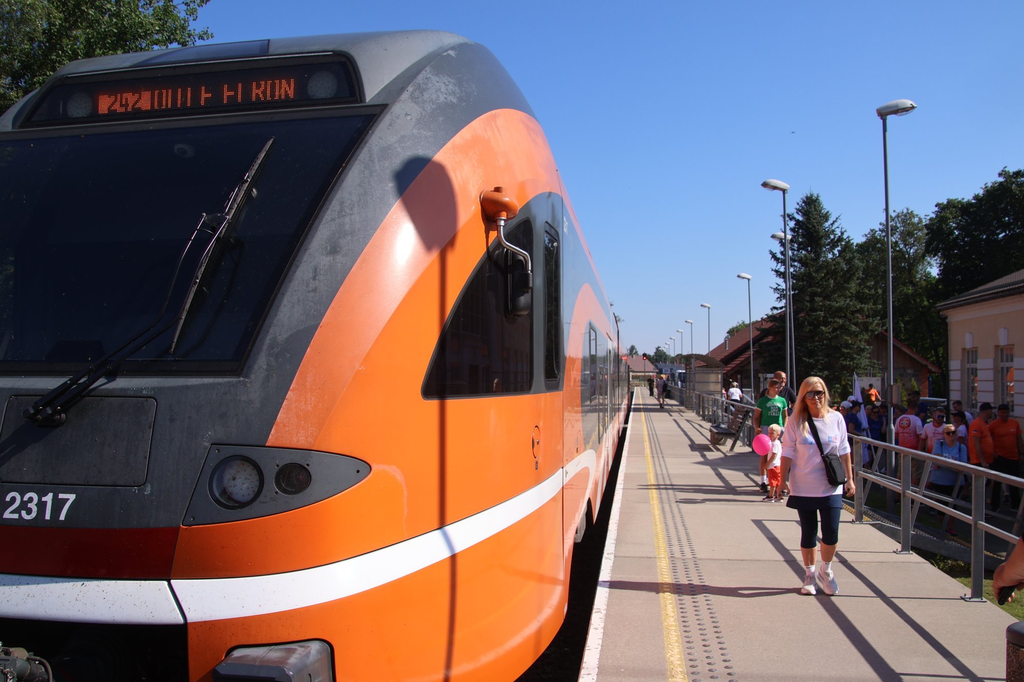 Viljandi liini segadus paneb kohalikud tundma, et nendega ei arvestata. Elron: remont sunnib graafikuid üleöö muutma