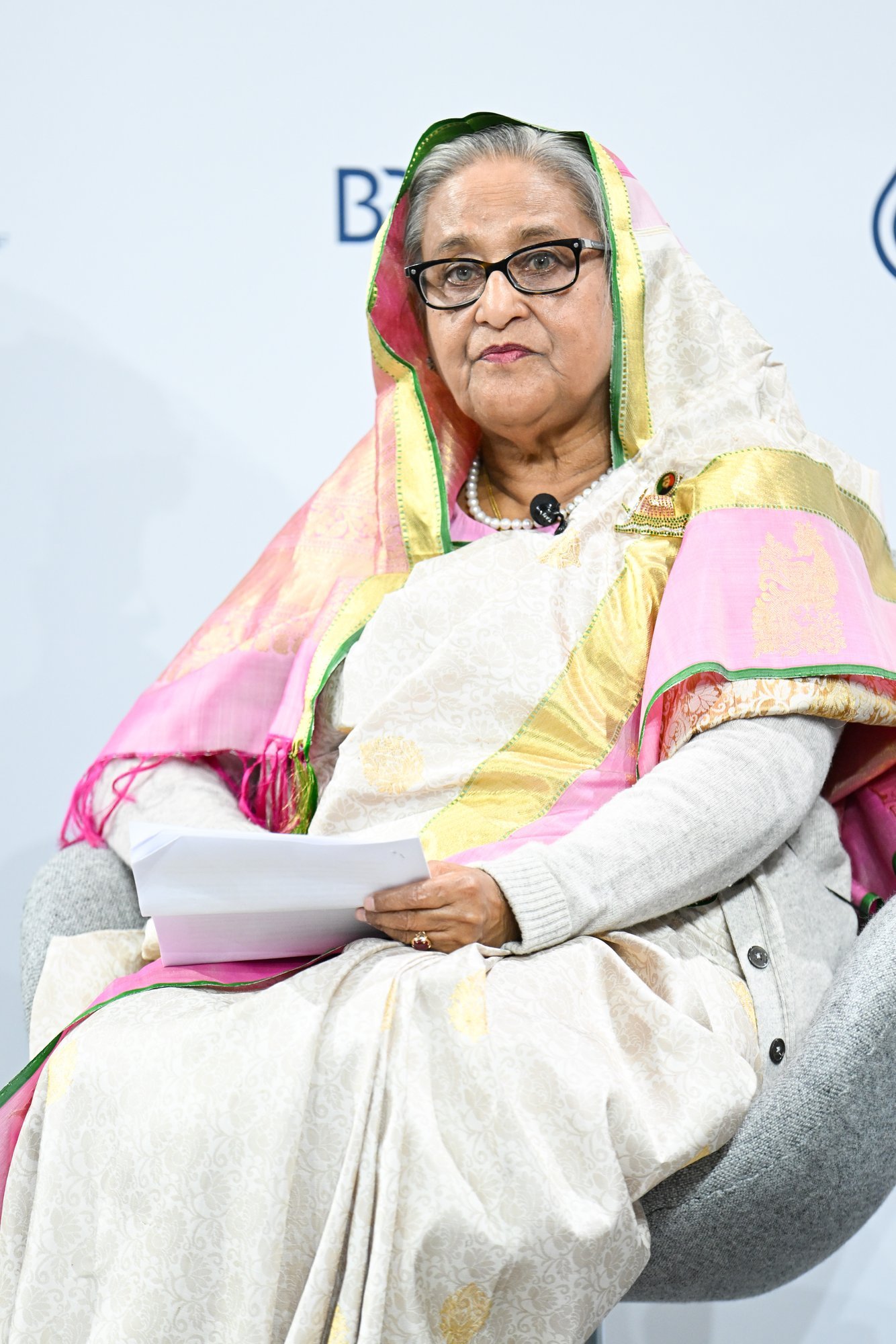 Bangladeshi kukutatud peaminister mõisteti inimsusevastaste kuritegude eest surma