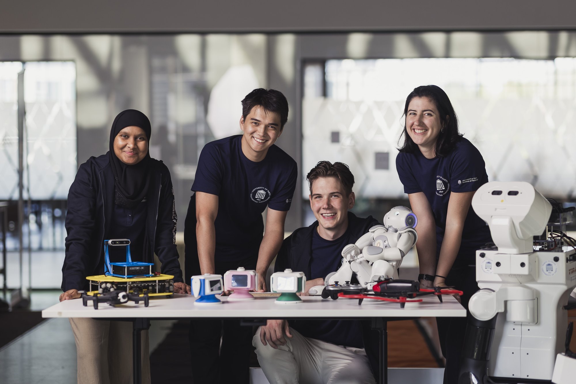 Narva kolledži teadlased õpetavad roboteid inimest mõistma, mitte asendama