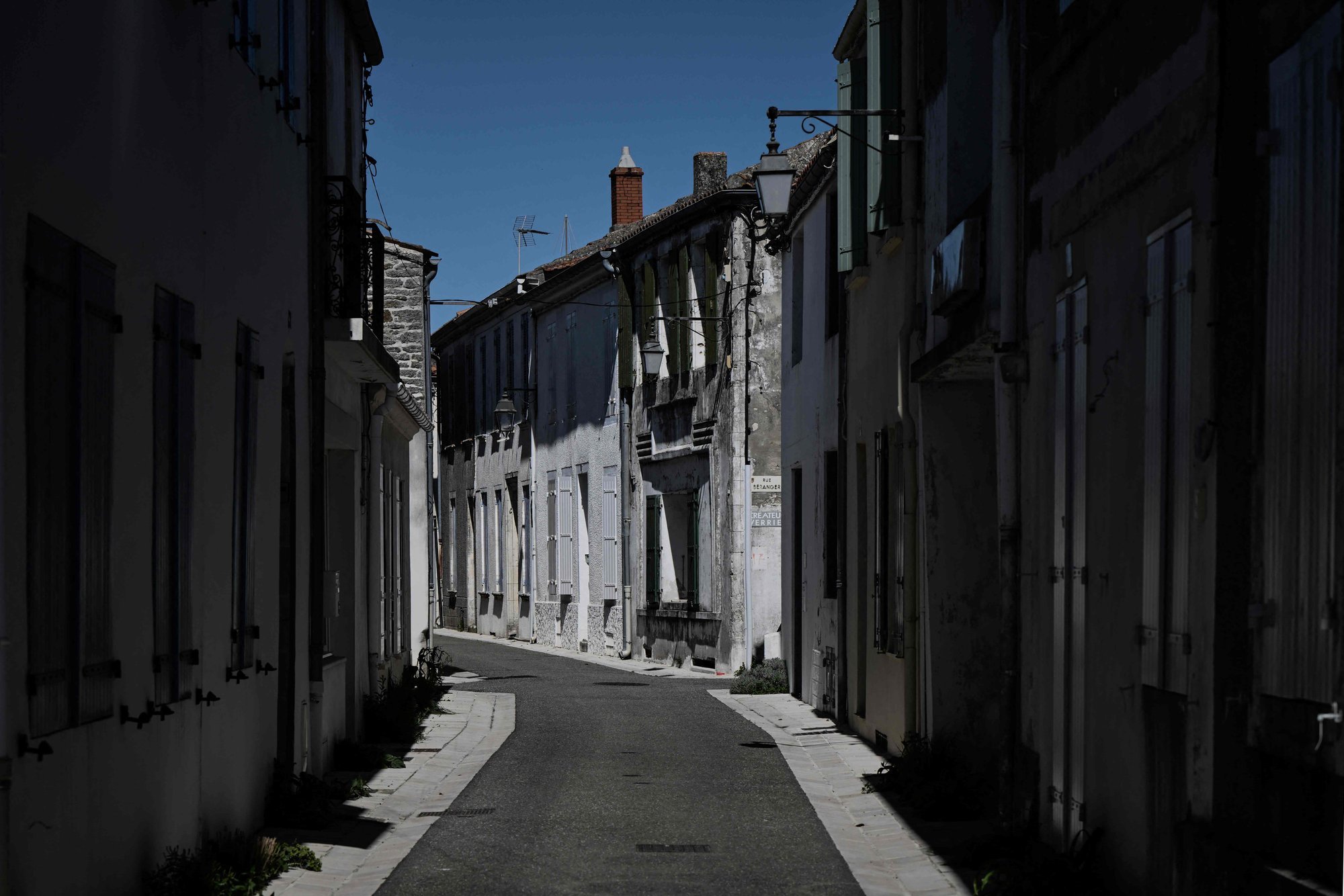 Prantsusmaa saarel rammis mees autoga kümmet inimest, mitu sai raskelt viga