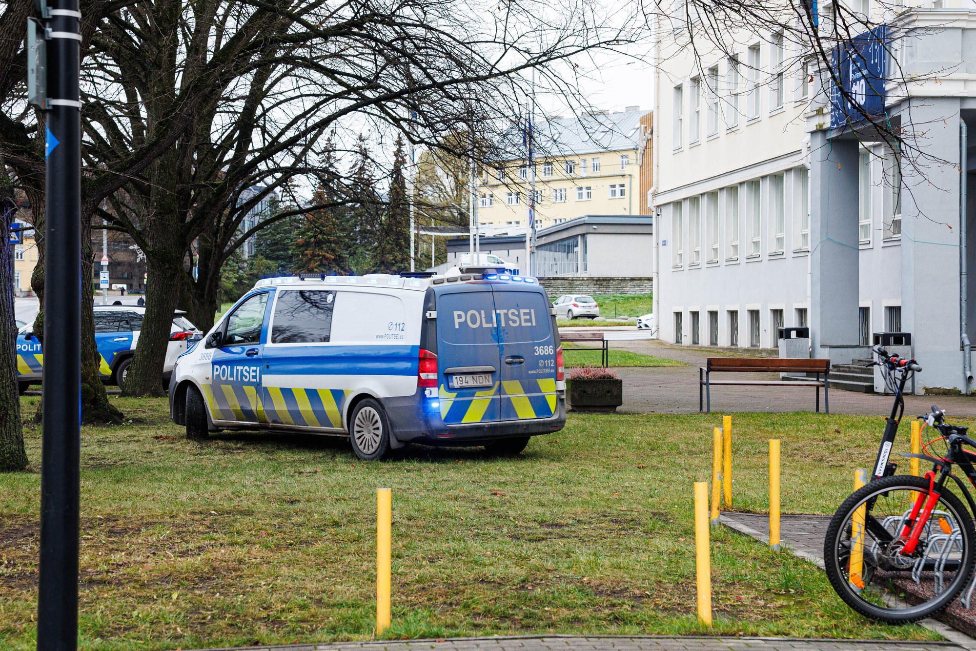 Vanemad heidavad koolidele ette kehva kriisikommiunikatsiooni. Psühholoog: praeguses hirmus ei ole hea aeg kontrolltöödeks