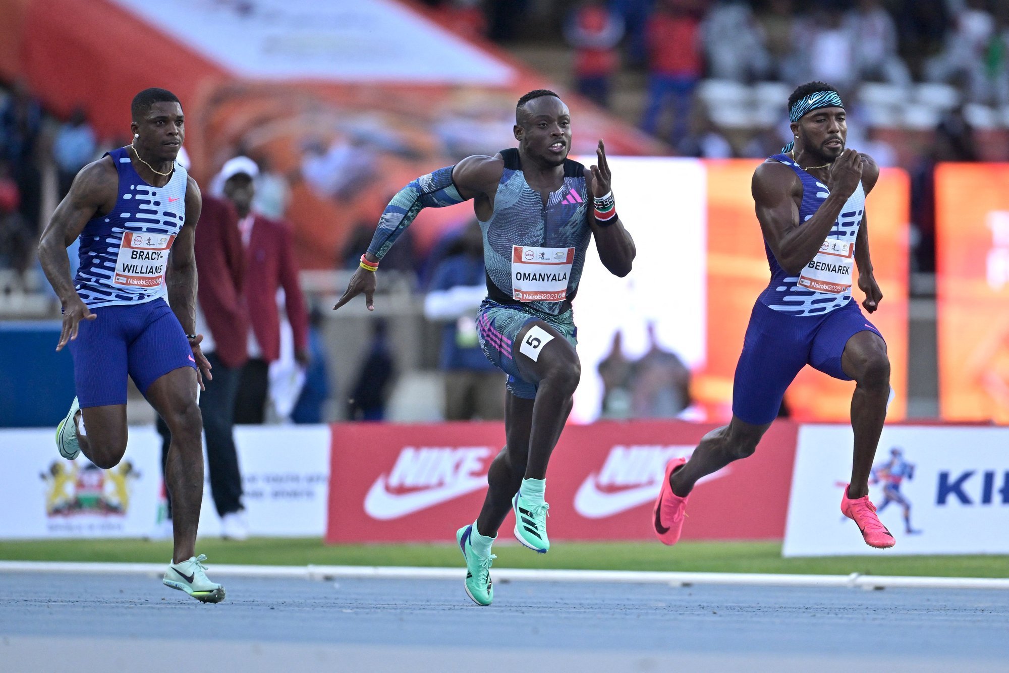 100 meetri jooksu MM-hõbe sai 45-kuulise võistluskeelu