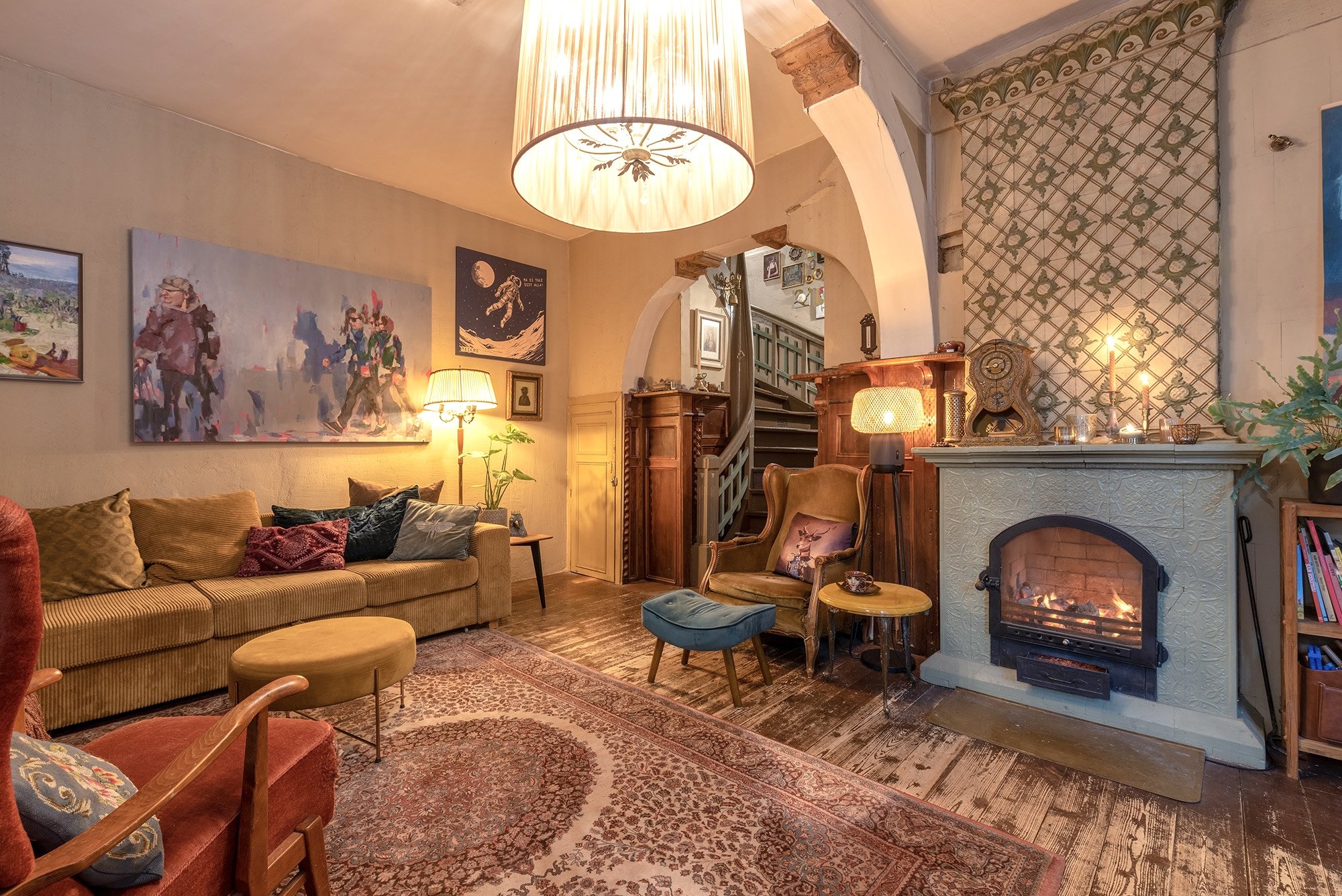 FOTOD | Karlova kuulsaim kodu lummab värvika ajaloo ja veelgi värvikama interjööriga