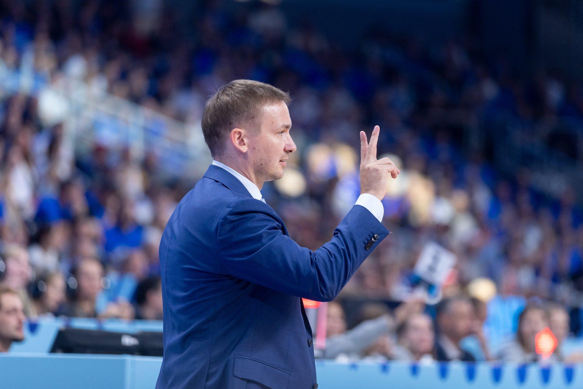 DELFI SLOVEENIAS | Heiko Rannula tahab platsil näha julget koondist: me pea kellelegi alt üles vaatama