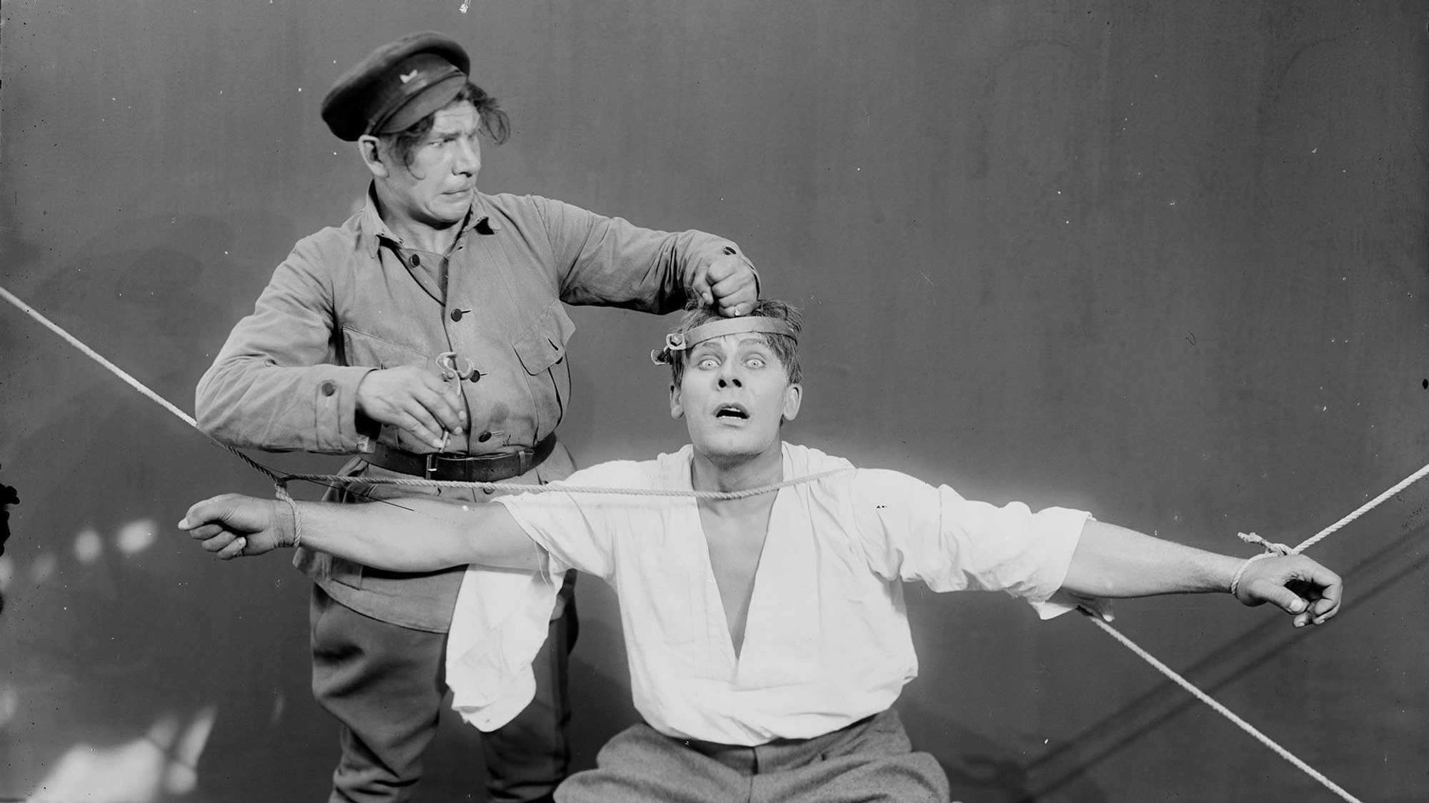 Tšekaa komissari intriige saadab PÖFFil elav muusika