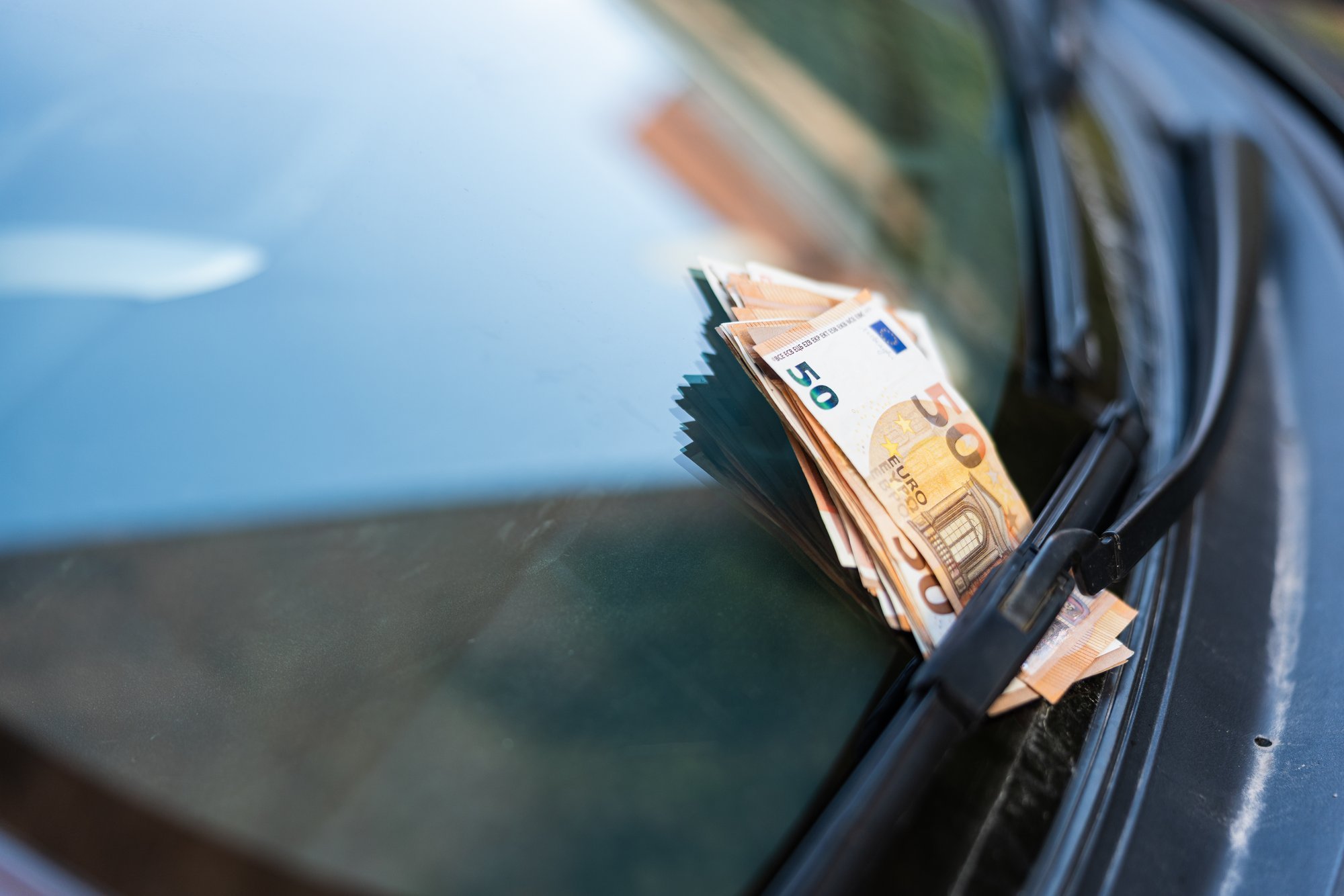 Kes maksab? Auto müük aasta keskel tekitab automaksuga jätkuvalt segadust