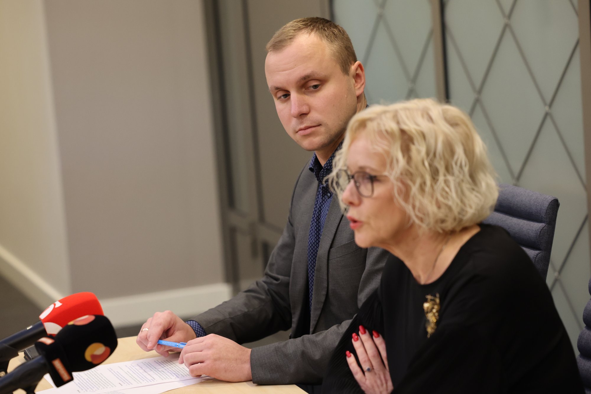 VIDEOD | Tallinna uus võimuliit lubab hakata eakatele jälle abipakke saatma