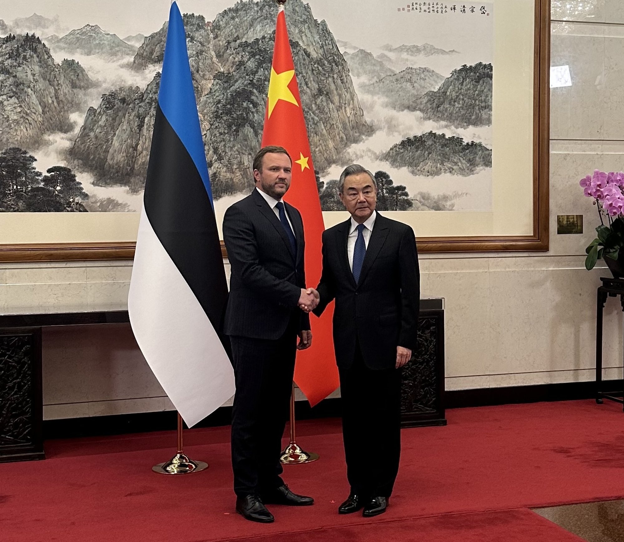 Leedu poliitik Tsahkna Pekingi-visiidi kohta: Hiina on meid alati jaganud ja valitsenud