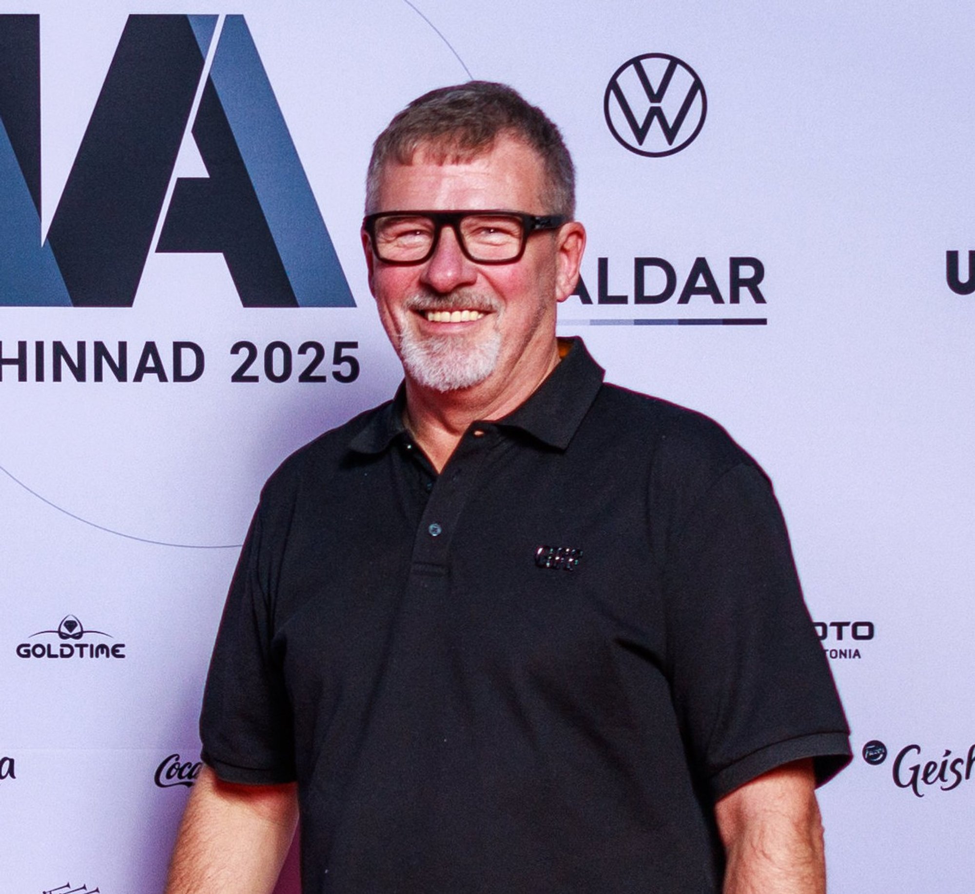 Alari Kivisaare tütar pani isale raadioeetris puid alla. „Ta nagu ei elaks isegi meiega“