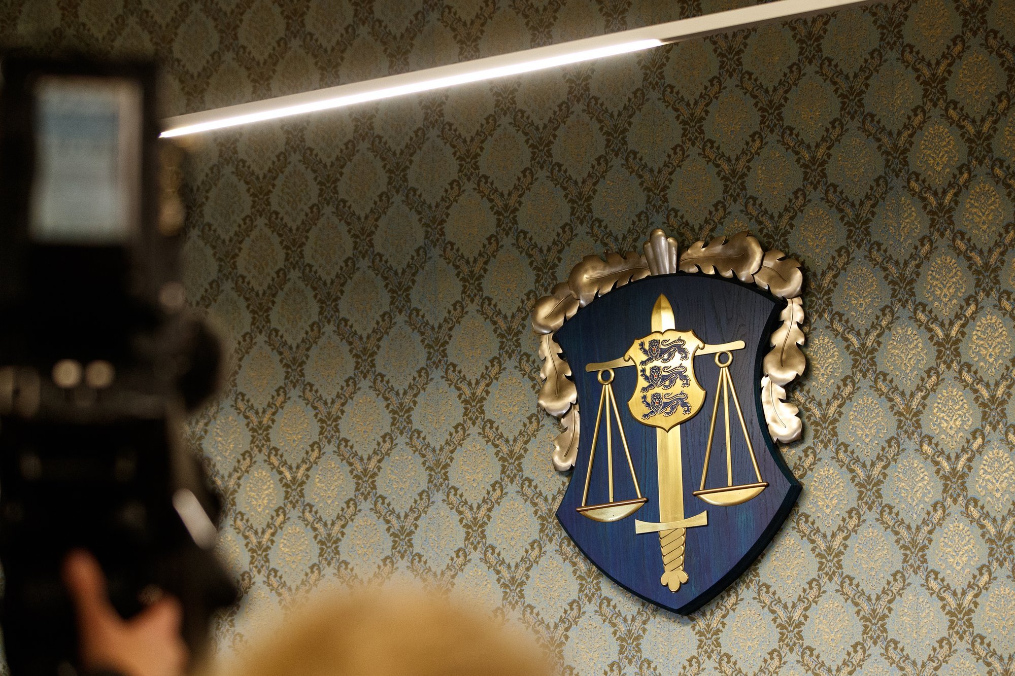 Keskkriminaalpolitsei kahtlustab Toila abivallavanemat korruptsioonis. Mees on varem korruptsioonis süüdi mõistetud