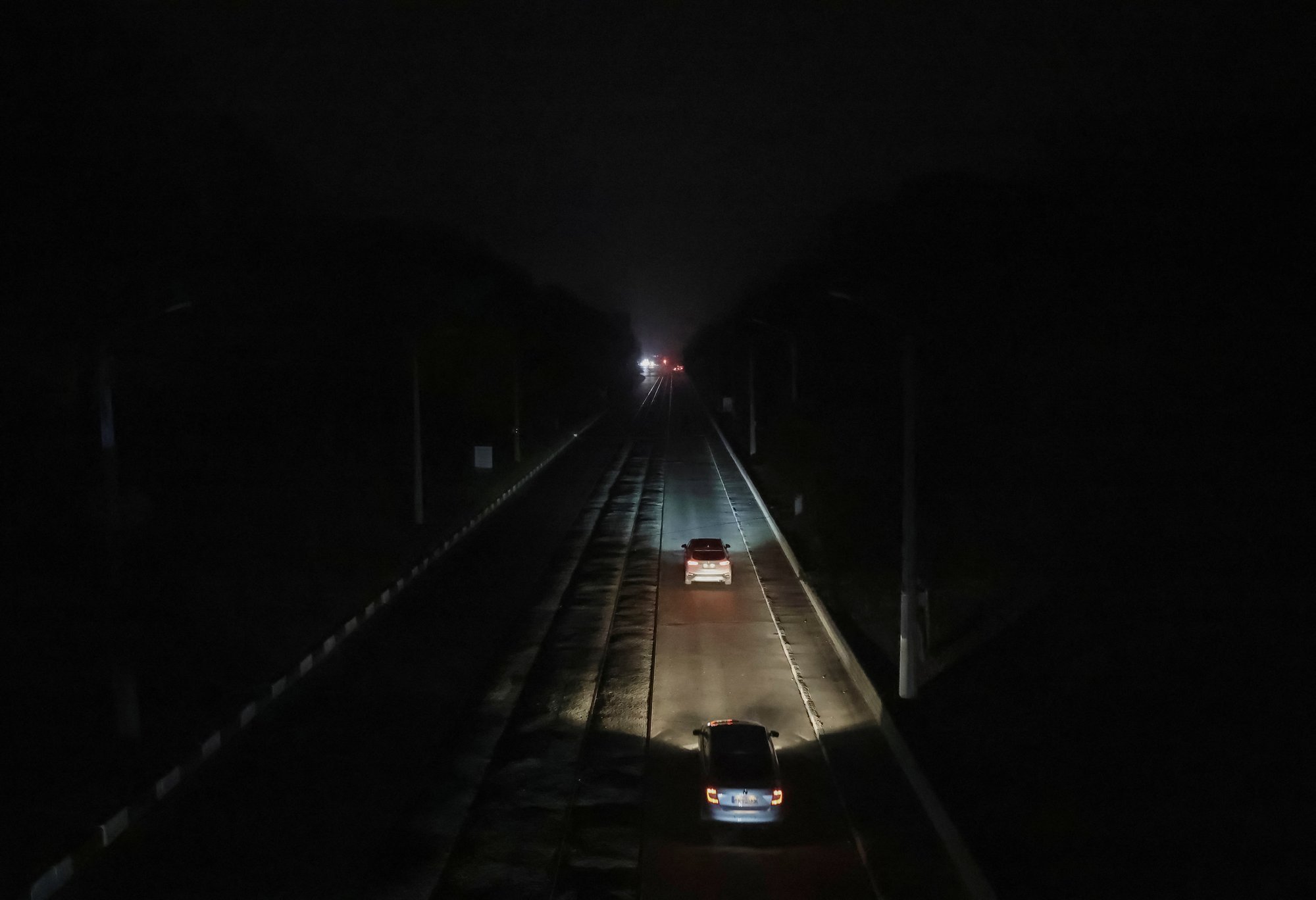 Suurt osa Ukrainast kimbutavad elektrikatkestused. Riigi üks suurimaid energiatootjaid on rivist väljas