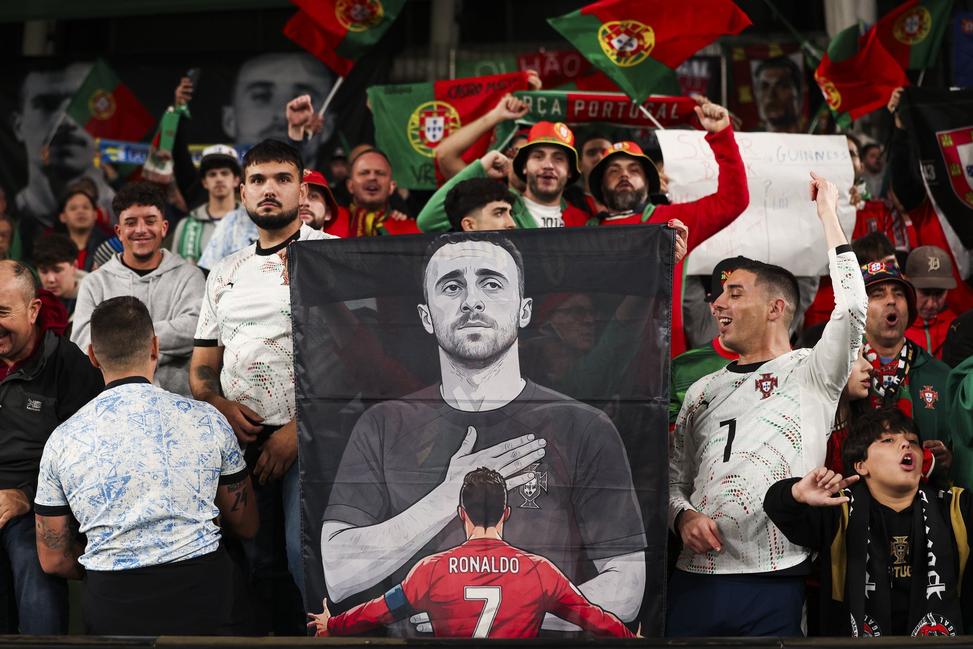 Madridi Real näitas Diogo Jota ja tema venna mälestamisel vale inimese pilti