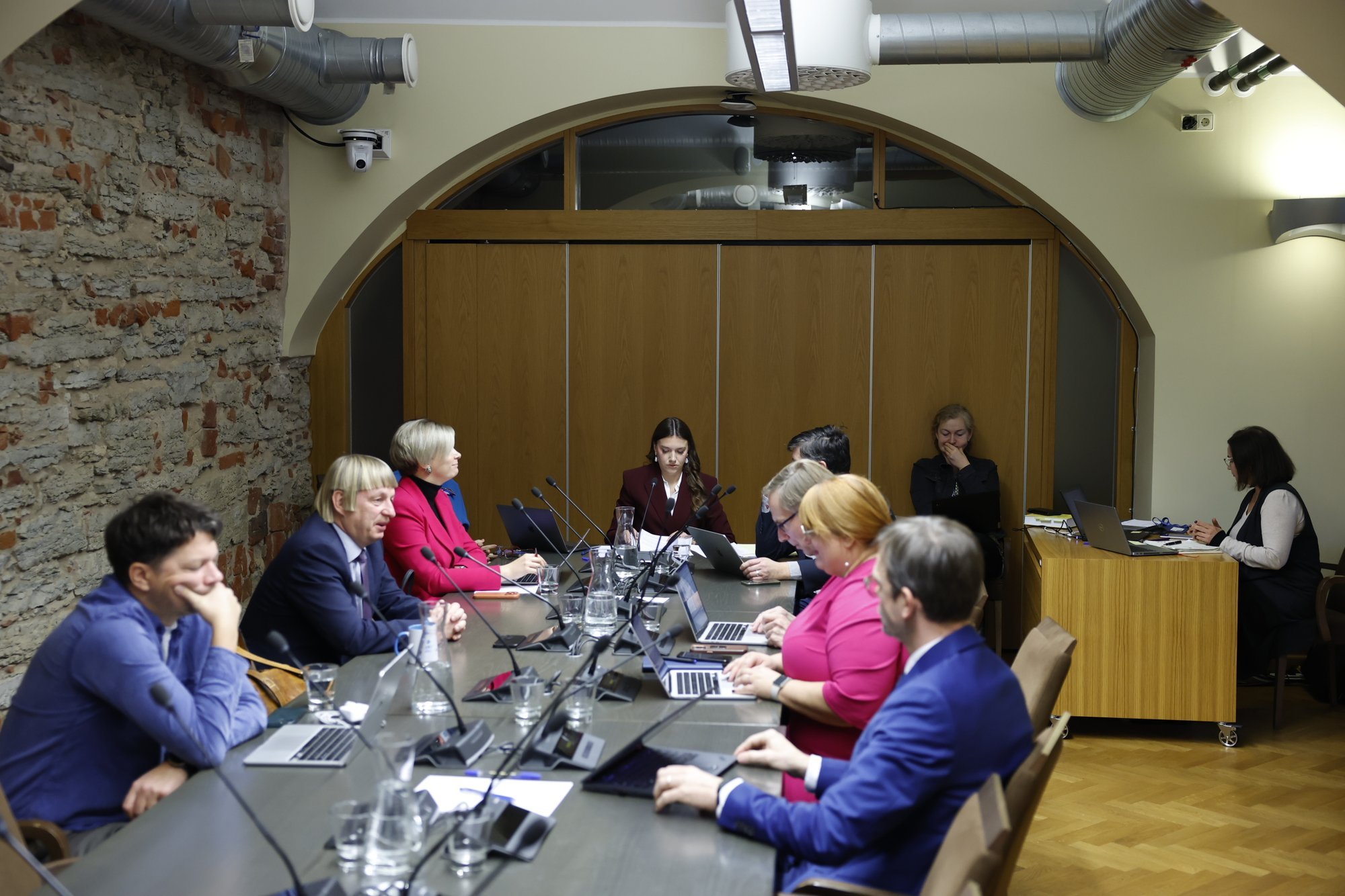 VIDEOD | Korruptsioonikomisjon uuris Tallinna ja Bessedinite lepinguid. Kovalenko-Kõlvart ütles, et määrav oli odav hind